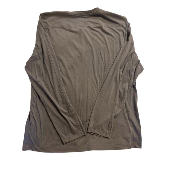 Rhone Long Sleeve Henley Shirt – XL - Picture 6 of 6